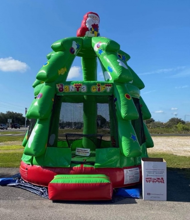 Christmas Tree Bouncer - R132.15