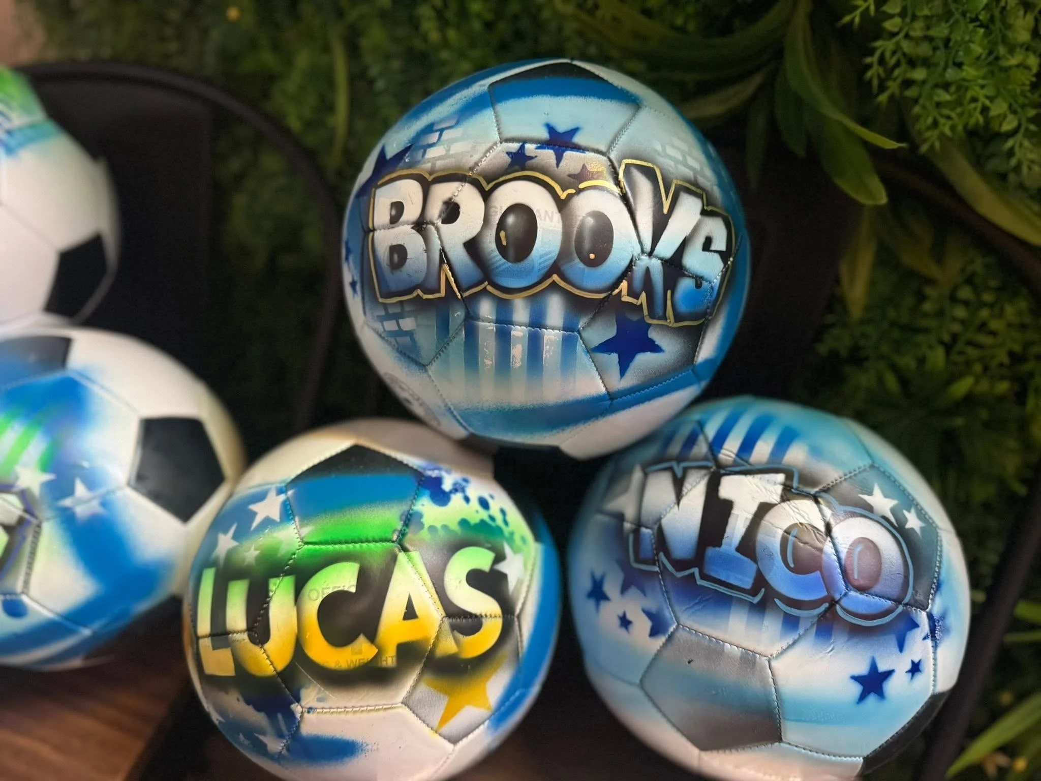 Airbrush Favors
