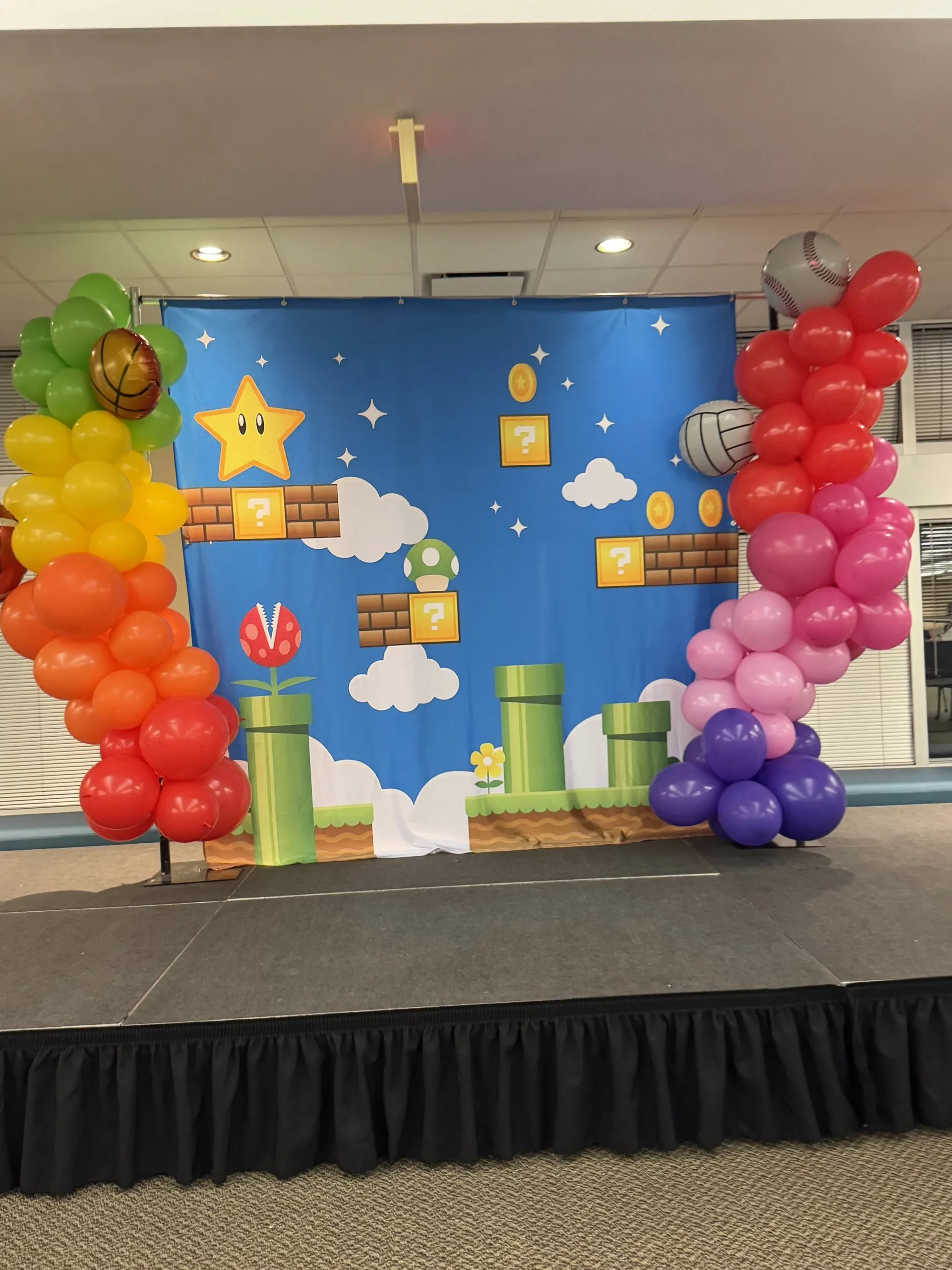 Balloon Arches and Decor