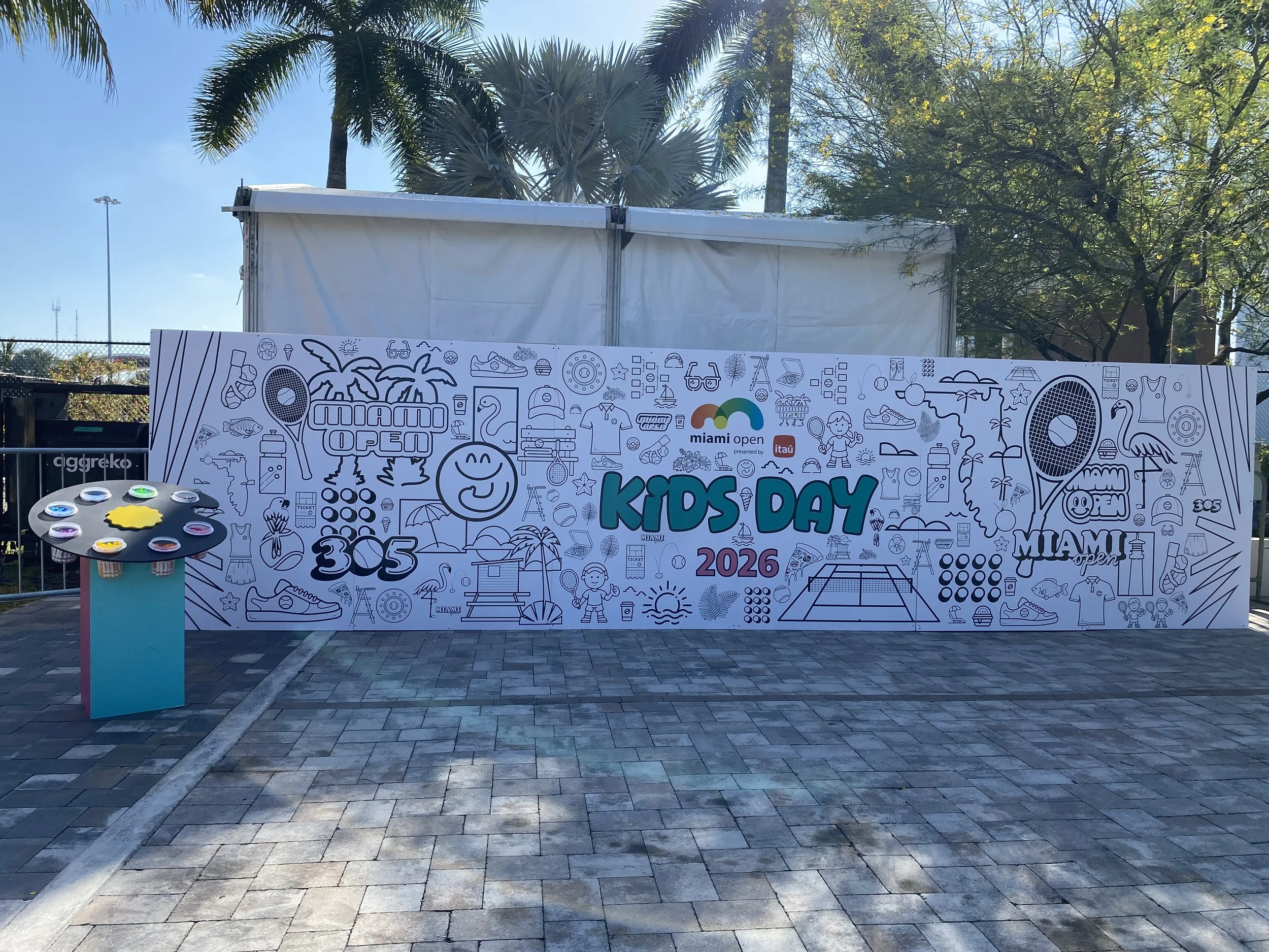 Coloring Walls