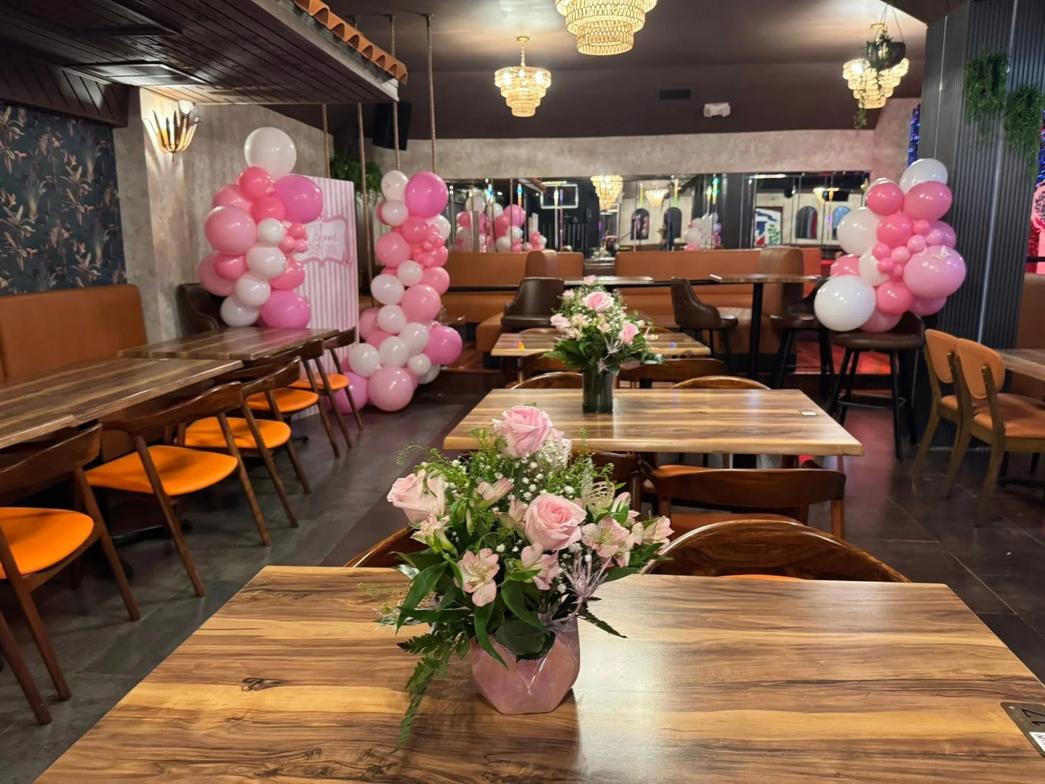 Custom Decor